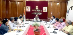 How is MP Governor Reviewing Progress of the 'PM-JANMAN' Scheme?