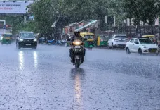 Rewa floods: 4,000+ displaced, Dy CM reviews relief camps after 3-day rain