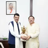 MP Sanjay Deshmukh Calls on CM Fadnavis at Varsha Bungalow