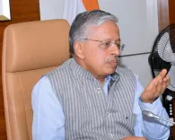 क्या मुख्य सचिव ने फार्मर रजिस्ट्री में सुस्ती और पराली जलाने पर सख्त कार्रवाई का निर्देश दिया?