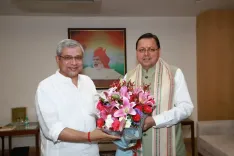 क्या मुख्यमंत्री धामी ने रेल मंत्री से उत्तराखंड के रेल प्रस्तावों पर बातचीत की?