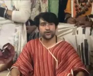 धीरेंद्र कृष्ण शास्त्री ने मुंबई में गणपति दर्शन किए, PM मोदी के 76वें जन्मदिन पर दी शुभकामनाएं