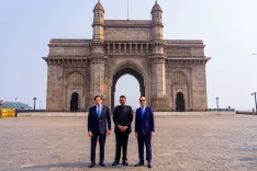 मार्को रूबियो की मुंबई में गेटवे ऑफ इंडिया यात्रा, राजदूत सर्जियो गोर ने CM फडणवीस का जताया आभार