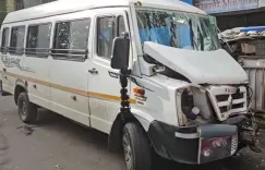 क्या मुंबई के दादर प्लाजा बस स्टॉप पर टैंपो ट्रैवलर से हुई टक्कर में एक व्यक्ति की जान चली गई?
