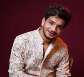 What Challenges Does Munawar Faruqui’s Character Face in ‘First Copy 2’?