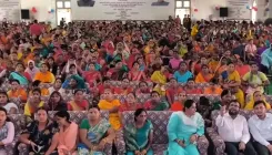 क्या मुजफ्फरपुर की 4 लाख महिलाओं को 10,000 रुपए मिलने से उनके जीवन में बदलाव आएगा?