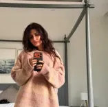 न समंदर, न पहाड़... फातिमा सना शेख की बेस्ट ट्रेवल साथी है पालतू पोच बिजली