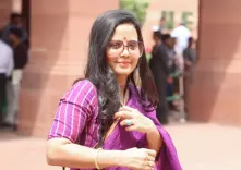 महुआ मोइत्रा के खिलाफ कृष्णानगर कोर्ट का गिरफ्तारी वारंट, बार-बार समन के बाद भी नहीं हुईं पेश