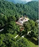 नैनीताल के ओखलकांडा में देवगुरु बृहस्पति मंदिर: खुले आसमान तले विराजते हैं देवताओं के गुरु