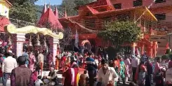 नैनीताल में 124वाँ नंदा देवी महोत्सव शुरू, नंदाष्टमी पर मां नंदा-सुनंदा के दर्शन को उमड़ी भारी भीड़