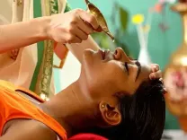 नस्य पद्धति: सर्दी से बचाव के साथ निखरेगी चेहरे की खूबसूरती, ये तेल फायदेमंद