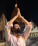 कार्तिक आर्यन का नेशनल अवॉर्ड के बाद महाकाल दर्शन, नंदी हॉल में ध्यानमग्न दिखे अभिनेता