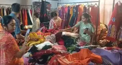 नवरात्र 2026: जामनगर में चनिया चोली की एडवांस बुकिंग शुरू, गरबा ड्रेस की मांग में उछाल