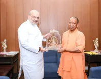 क्या सीएम योगी ने केंद्रीय मंत्री अमित शाह और जेपी नड्डा से नई दिल्ली में मुलाकात की?