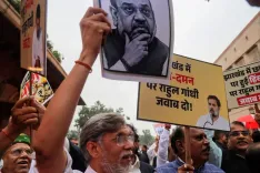 NDA, Opposition clash at Makar Dwar over Jharkhand student protests