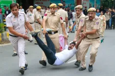 Delhi Police orders uniform duty at Jantar Mantar amid NEET protest row