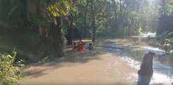 Bihar floods: West Champaran inundated after 1.8 lakh cusecs Gandak Barrage release