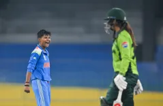 क्या 'न्यू बॉल स्टार' क्रांति गौड़ ने पाकिस्तान के खिलाफ हाई-वोल्टेज मैच में बनाया इतिहास?