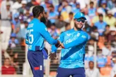 न्यूजीलैंड के खिलाफ आदिल रशीद का 'चौका', इंग्लैंड ने टी20 सीरीज में बनाई लीड