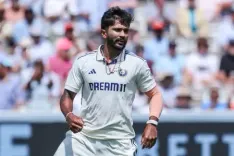 नितीश कुमार रेड्डी भारतीय टेस्ट टीम से रिलीज, ध्रुव जुरेल कोलकाता टेस्ट में बतौर बल्लेबाज खेलेंगे 