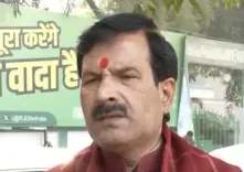 क्या नीतीश कुमार ने सार्वजनिक मंच पर महिला का अपमान किया? मृत्युंजय तिवारी का बयान