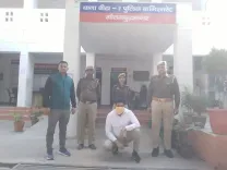 क्या नोएडा में लग्जरी कार दिलाने के नाम पर ठगी करने वाला शातिर ठग गिरफ्तार हुआ?