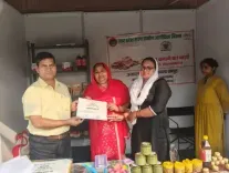 नोएडा में ‘यूपी ट्रेड शो–स्वदेशी मेला 2025’ सम्पन्न, 1.5 करोड़ की हुई बिक्री