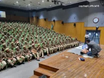 क्या नोएडा पुलिस सड़क सुरक्षा पर ध्यान केंद्रित कर रही है?