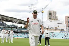 Olly Stone signs two-year Nottinghamshire extension after 10-wicket Surrey win