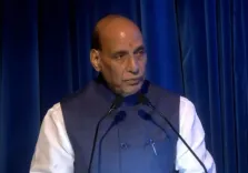 क्या ऑपरेशन सिंदूर दिखाता है कि जब तीनों सेनाएँ मिलकर काम करती हैं तो उनकी ताकत बढ़ जाती है? : राजनाथ सिंह