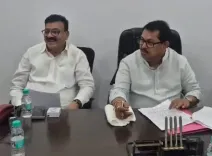 Why Are Opposition Parties Boycotting CM Fadnavis' Tea Meeting?