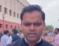 पेपर लीक पर विपक्ष का हमला: छात्रों से माफी मांगें PM मोदी और गृह मंत्री, केवल बिल पर्याप्त नहीं