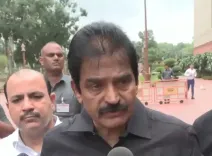 नीट पेपर लीक: विपक्ष की तीन मांगें — संसद में चर्चा, धर्मेंद्र प्रधान का इस्तीफा, छात्रों की एफआईआर वापस
