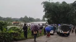 Rain alert in Bengal: Red warning for north, orange for 6 south districts