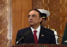 Pakistan: Politicians fight over flood relief efforts, Zardari summons Interior Minister
