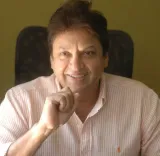 क्या शशि रंजन जया बच्चन के पैपराजी विवाद पर सहमत नहीं हैं?