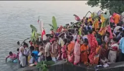 पश्चिम बंगाल, असम और ओडिशा में कोला बऊ स्नान के साथ दुर्गा पूजा की शुरुआत