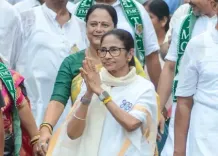 बंगाल एग्जिट पोल: टीएमसी और भाजपा में कांटे की टक्कर, जानें किसकी बनेगी सरकार?