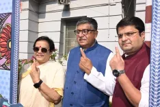 क्या भाजपा सांसद रविशंकर प्रसाद ने परिवार के साथ मतदान किया? ऐतिहासिक नतीजों की उम्मीद!