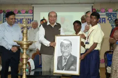 पटना: शोषित समाधान केंद्र के 20वें स्थापना दिवस पर राज्यपाल हसनैन ने युवाओं को दिया सफलता का मंत्र