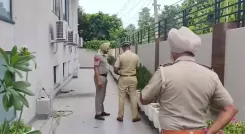 बुरहान वानी को 'शहीद' बोलना पड़ा भारी: पीडीपी नेता अब्दुल कबीर से किश्तवाड़ पुलिस की पूछताछ