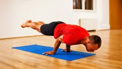 क्या आप पीठ दर्द और पाचन से परेशान हैं? जानिए मयूरासन के लाभ