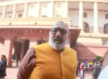 क्या पहले मजदूरों का पैसा लूटा जाता था, आज सीधे अकाउंट में आती है रकम: गिरिराज सिंह?