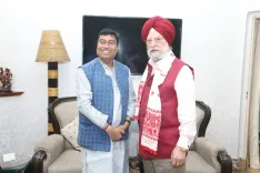 Petroleum Min Puri meets ex-colleague Teli in Duliajan