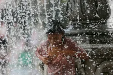 फिलीपींस: ओलोंगापो के बारेट्टो में हीट इंडेक्स 44.8°C, 'खतरे की श्रेणी' में शहर