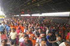 Eastern Railway deploys 14 train pairs, 410 RPF personnel for Tarakeswar pilgrim rush