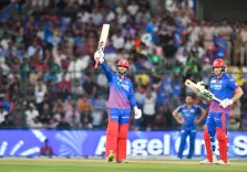 पिता के विरोध के बावजूद समीर रिजवी बने आईपीएल के सितारे, तूफानी बल्लेबाजी से जीते सबका दिल