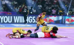 Can Bharat and Vijay Lead Telugu Titans to Victory Over Gujarat Giants in Shadloui's 100th Game?