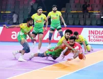 How Did Shadloui’s High Five and Himanshu’s Super 10 Lead Gujarat Giants to Victory Over Patna Pirates?