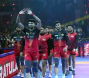 How did Skipper Yogesh’s defensive skills lead Bengaluru Bulls to victory?